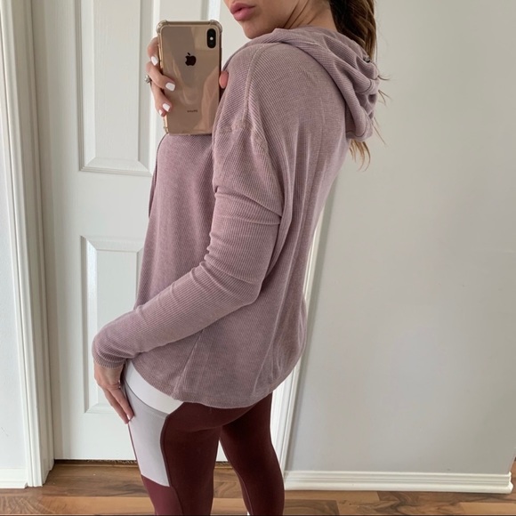 mrsalliexo | Dusty Pink Workout Hoodie - Picture 5 of 12